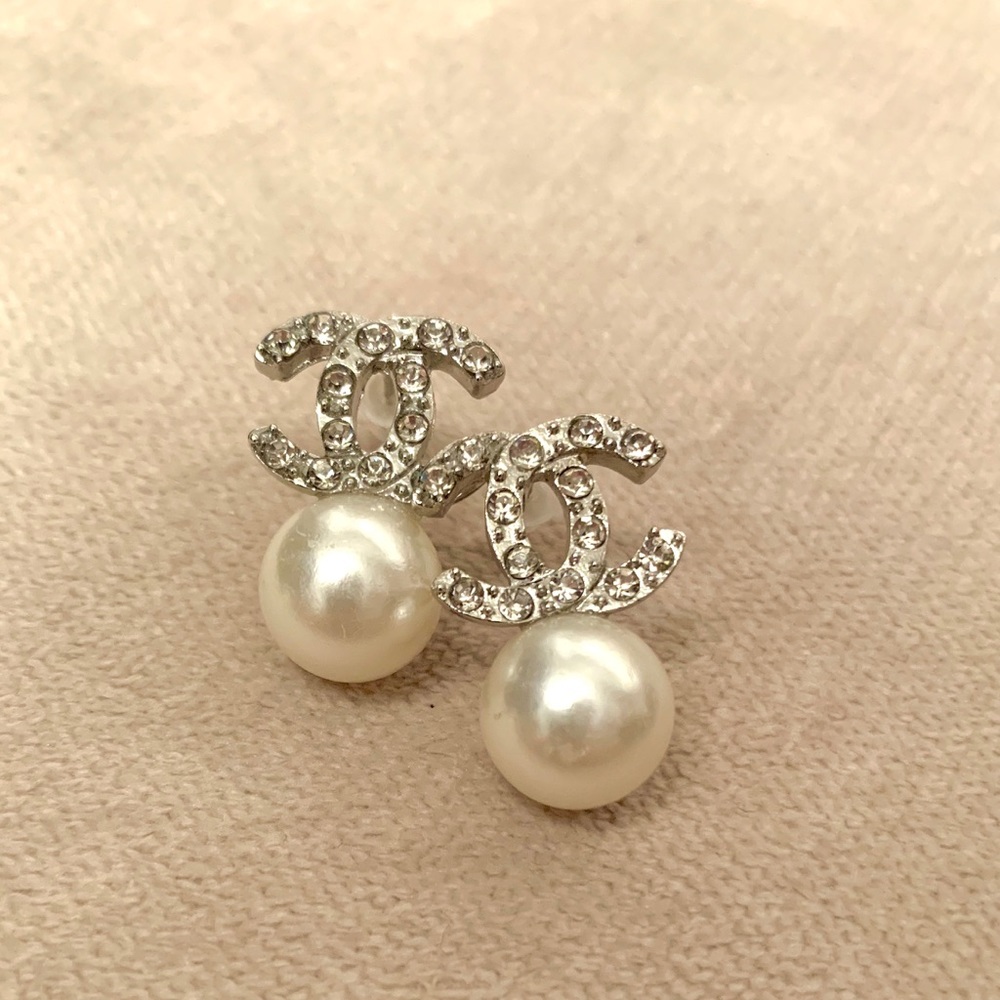 Fashion earrings
